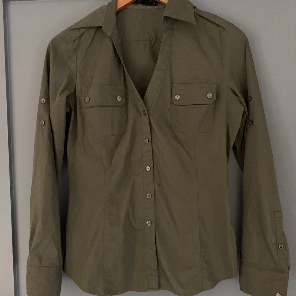 Express Women’s Olive Green Button Down Small